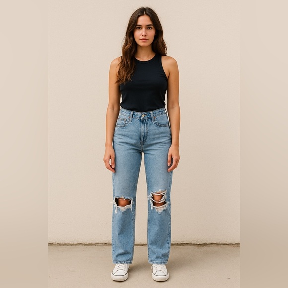 MOTHER Denim - Mother The Mid Rise Rambler Zip Flood Jeans Ripped Light Wash Size 27